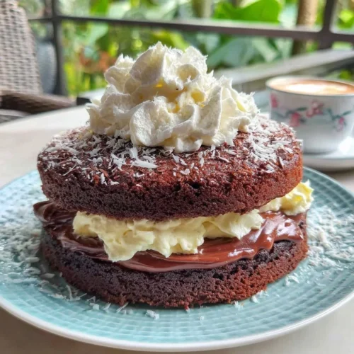 Receita de bolo de chocolate fofinho com 3 ingredientes