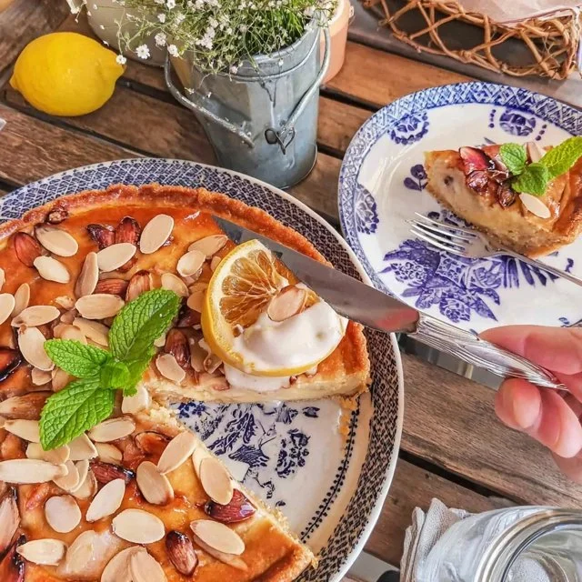 Bolo de Santiago: Um Delicioso Doce de Amêndoas e Limão