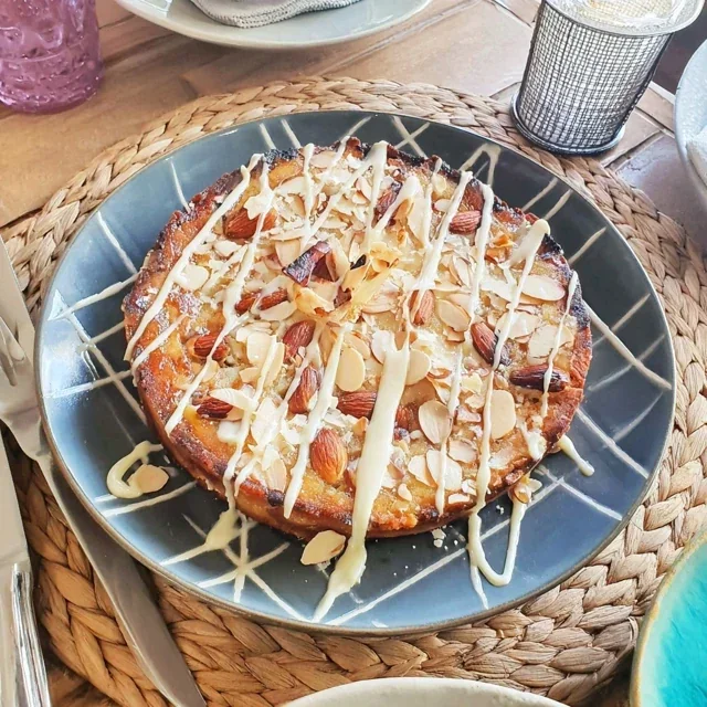 Bolo de Santiago, Um Delicioso Doce de Amêndoas e Limão