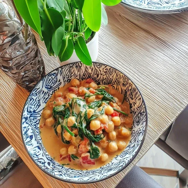 Delicious Chickpea, Coconut, and Spinach Curry