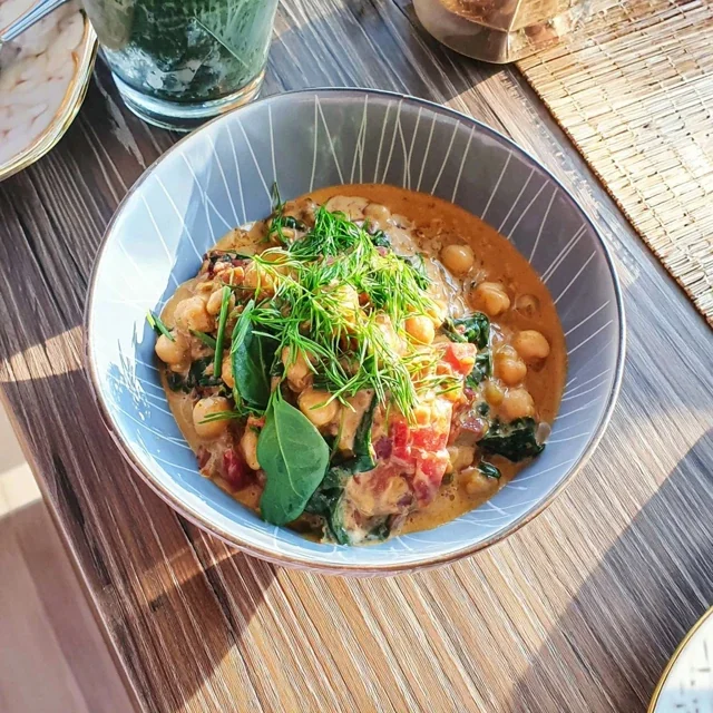 Delicious Chickpea, Coconut, and Spinach Curry
