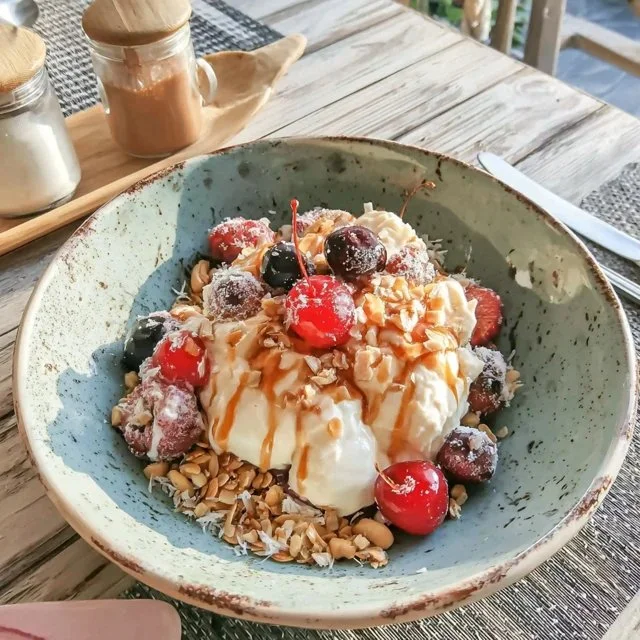 Energia para o Café da Manhã com Esta Receita Simples de Açaí Bowl