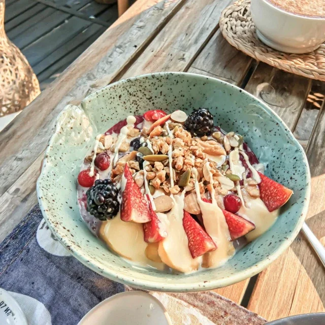 Energia para o Café da Manhã com Esta Receita Simples de Açaí Bowl