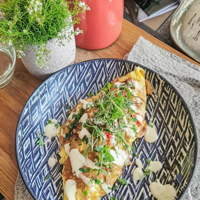 Omelete Gourmet de Ervas e Queijo de Cabra